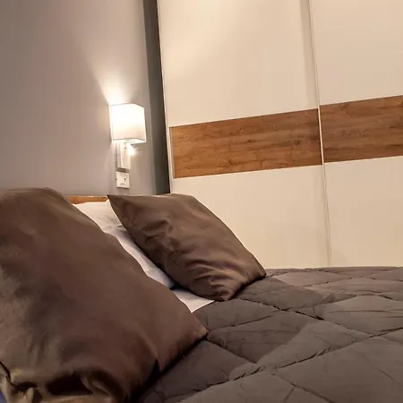 Apartment Alipa *
